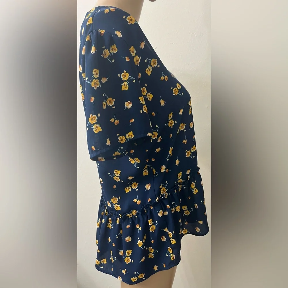Pleione Navy with yellow floral dressy ruffle blouse Size XS - Picture 5 of 12